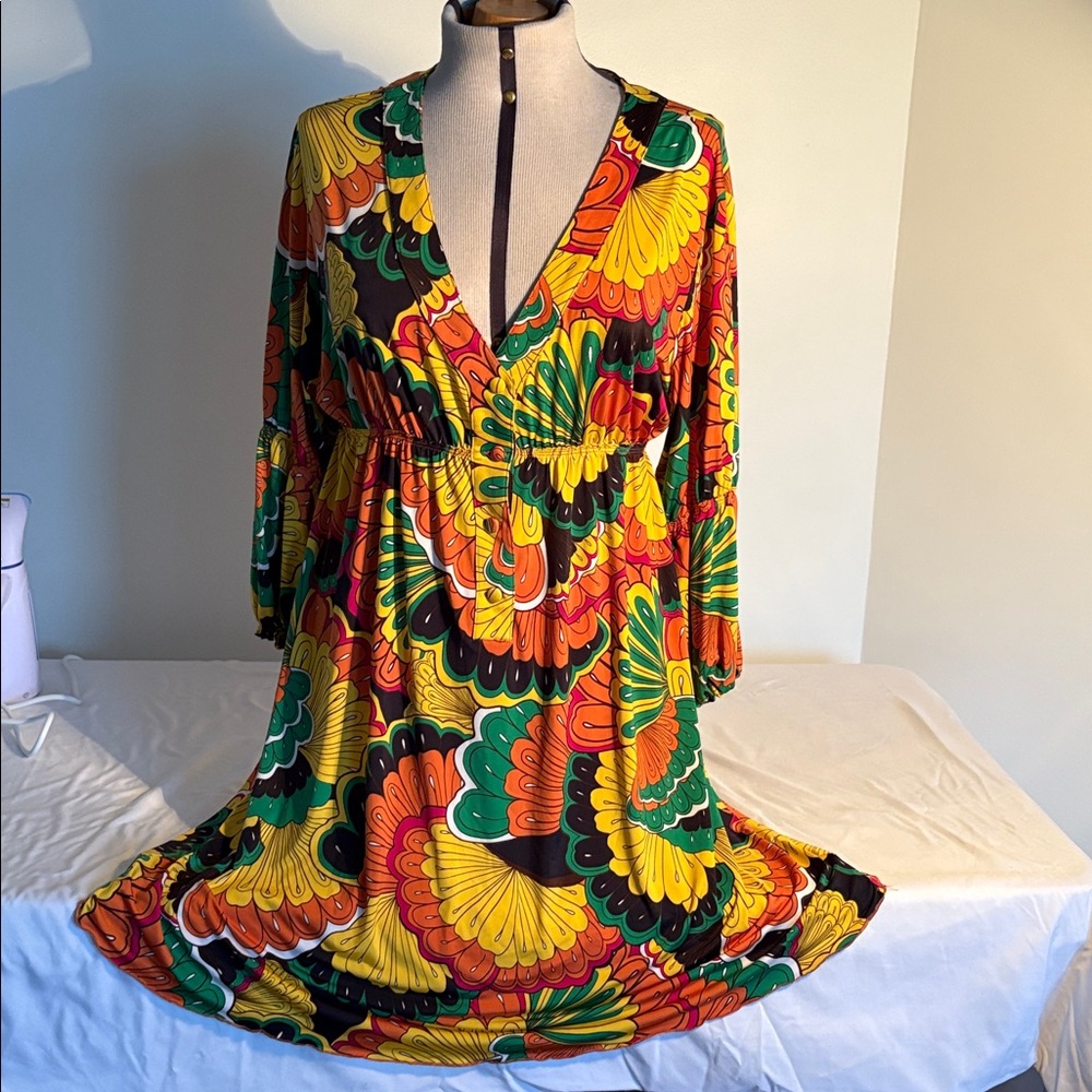 JACQUELINE CONOIR Retro Mini Dress